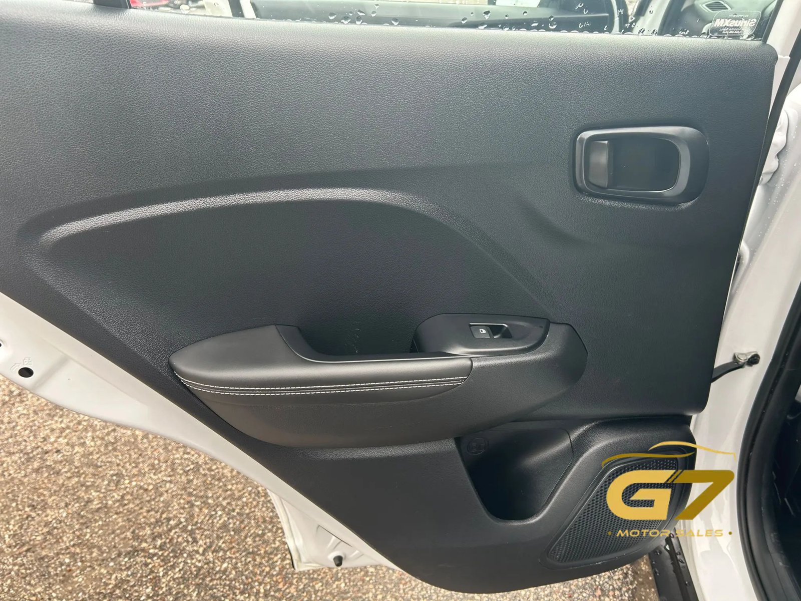 Used 2025 Hyundai Venue Limited FWD image 20