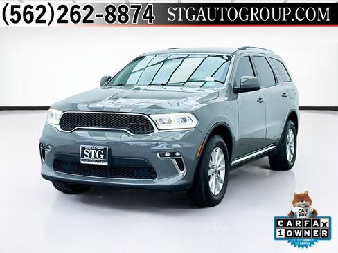 Used 2022 Dodge Durango SXT image 1
