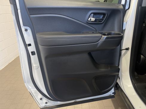 Certified 2023 Honda Ridgeline RTL image 27