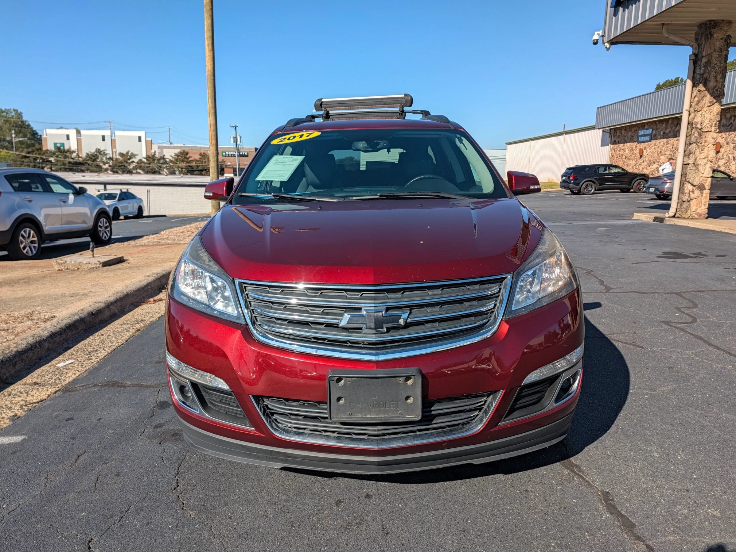 Used 2017 Chevrolet Traverse LT AWD/4WD image 2