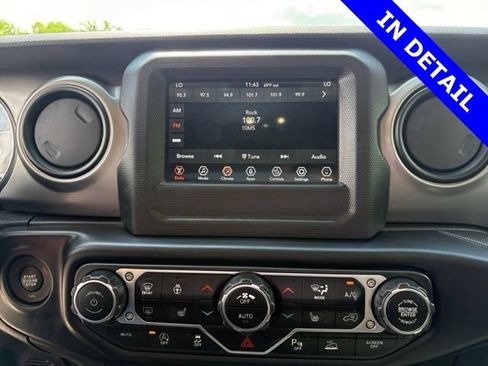 Used 2020 Jeep Gladiator Sport w/ Quick Order Package 24S AWD/4WD image 31
