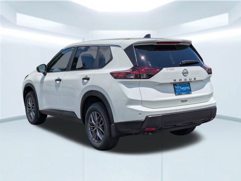 New 2026 Nissan Rogue S image 4