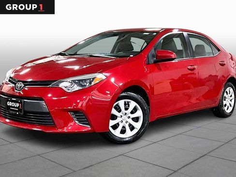 Used 2015 Toyota Corolla LE image 1