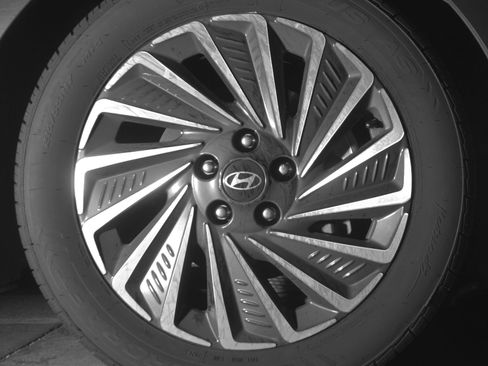 Used 2024 Hyundai Sonata SEL FWD image 13