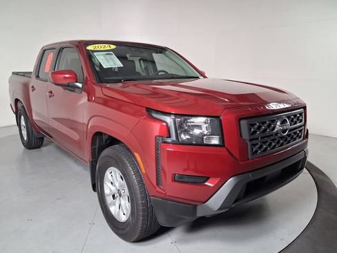 Used 2024 Nissan Frontier SV w/ Technology Package RWD image 2