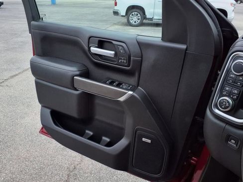 Used 2019 GMC Sierra 1500 AT4 w/ AT4 Premium Package image 16