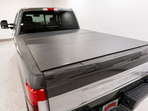 Used 2018 Ford F250 Platinum w/ Platinum Ultimate Package AWD/4WD image 11