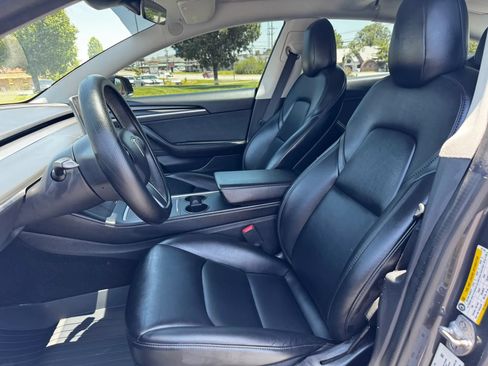 Used 2022 Tesla Model 3 RWD image 5