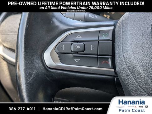 Used 2022 Jeep Compass Latitude w/ Sun and Sound Group AWD/4WD image 27