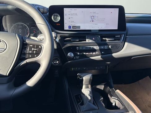 New 2025 Lexus ES 350 350 image 12