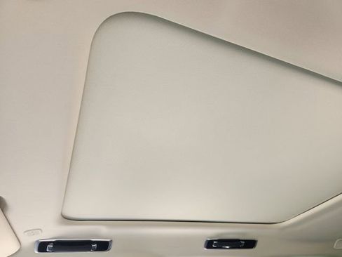 New 2026 Land Rover Range Rover SE image 18