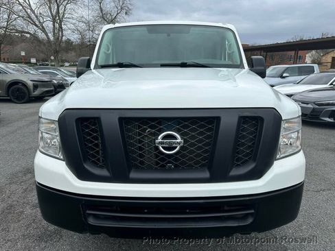Used 2017 Nissan NV 2500 SV w/ Technology Package RWD image 3