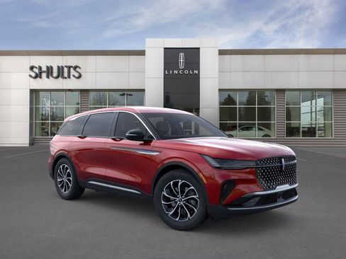 New 2026 Lincoln Nautilus Premier image 7