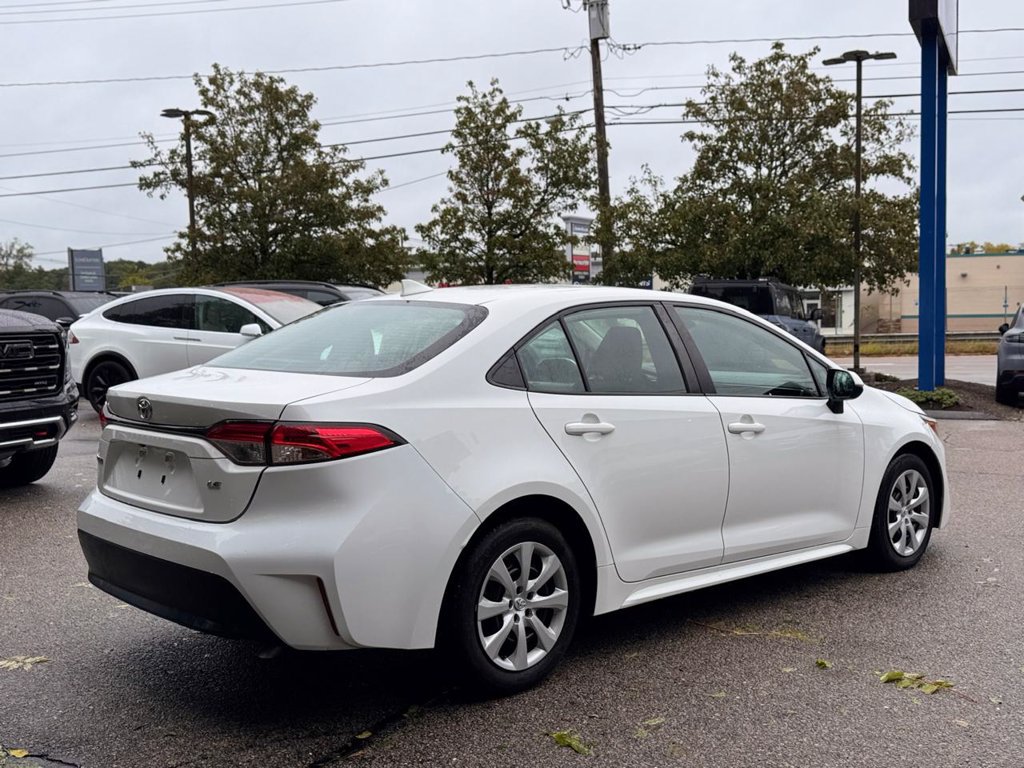 Used 2023 Toyota Corolla LE FWD image 6