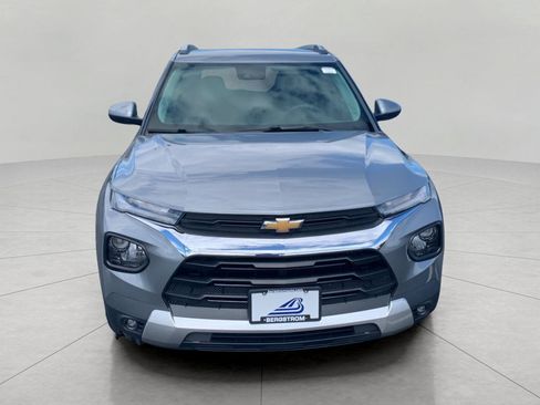 Used 2023 Chevrolet TrailBlazer LT FWD image 3