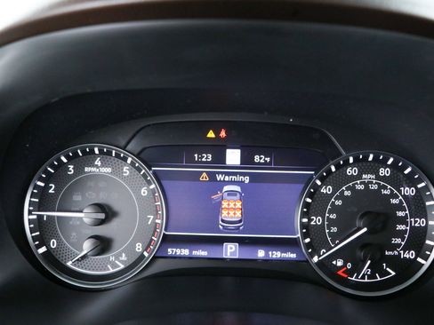 Used 2021 Nissan Armada Platinum RWD image 16