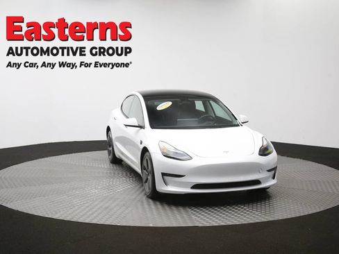 Used 2023 Tesla Model 3 Standard Range RWD image 46