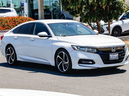 Used 2019 Honda Accord Sport image 6