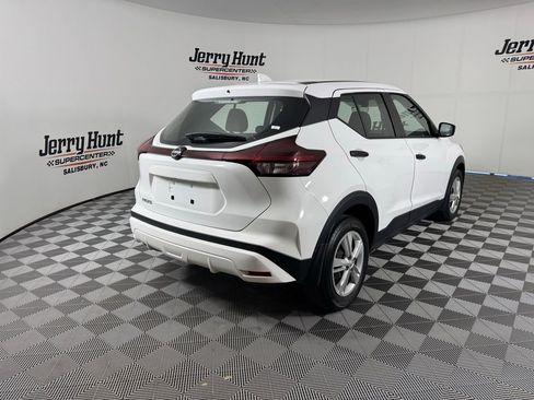 Used 2024 Nissan Kicks S w/ Interior Electronics Package image 8