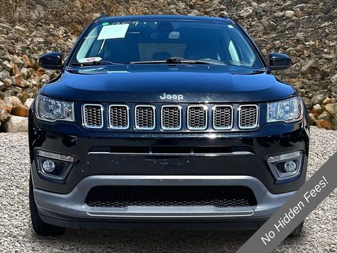 Used 2020 Jeep Compass Latitude AWD/4WD image 3