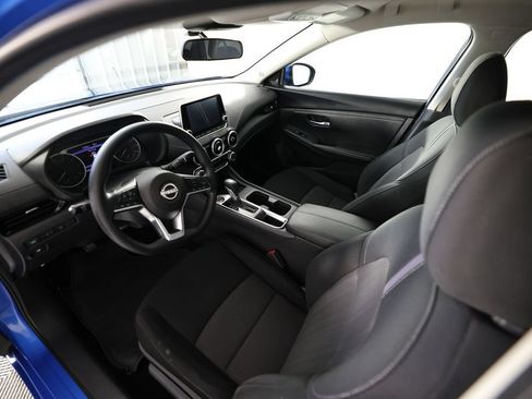 Used 2024 Nissan Sentra SV FWD image 15