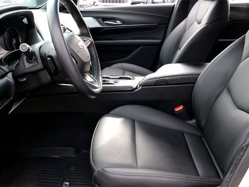 Used 2022 Cadillac CT4 Luxury w/ Sun And Sound Package image 10