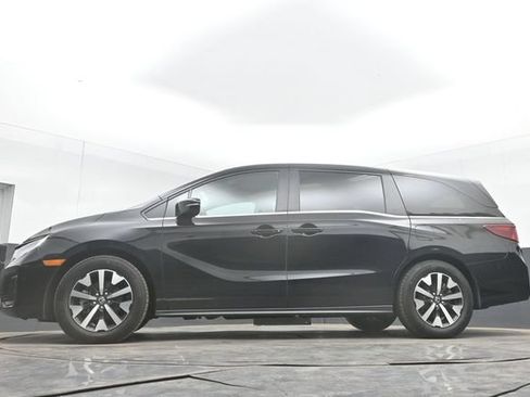 Used 2025 Honda Odyssey EX-L image 32