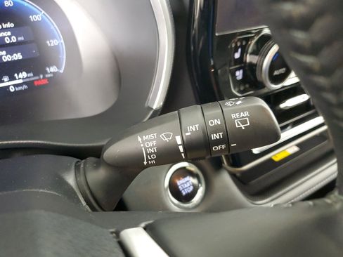 Used 2023 Toyota Highlander Limited image 38