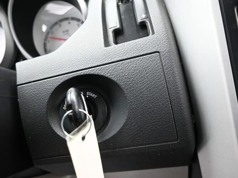 Used 2010 Dodge Grand Caravan Hero image 24