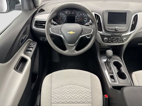 Used 2023 Chevrolet Equinox LS FWD image 10
