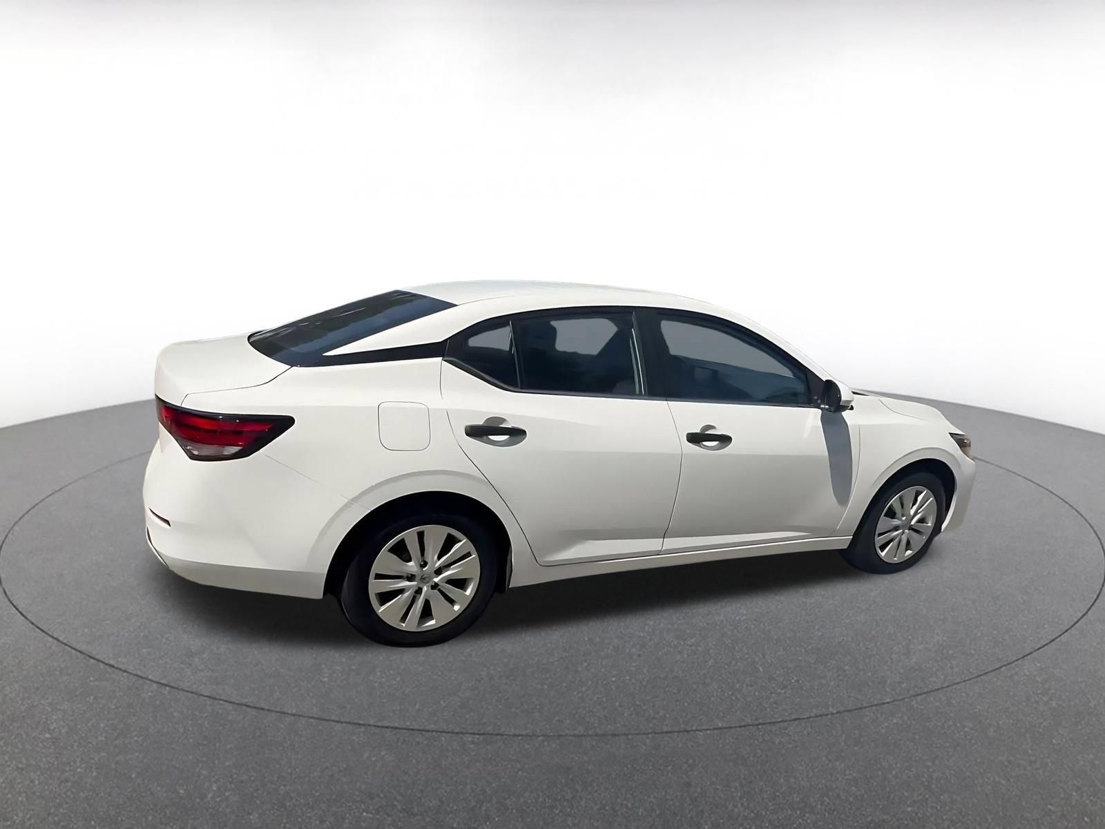 Used 2025 Nissan Sentra S FWD image 13