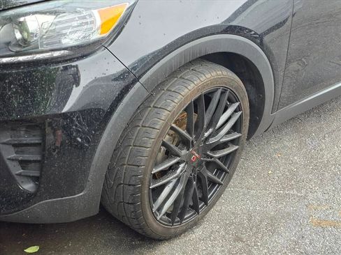 Used 2019 Kia Sorento S FWD image 19