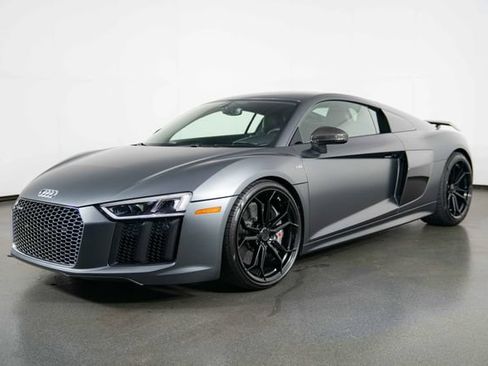 Used 2017 Audi R8 V10 plus AWD/4WD image 4
