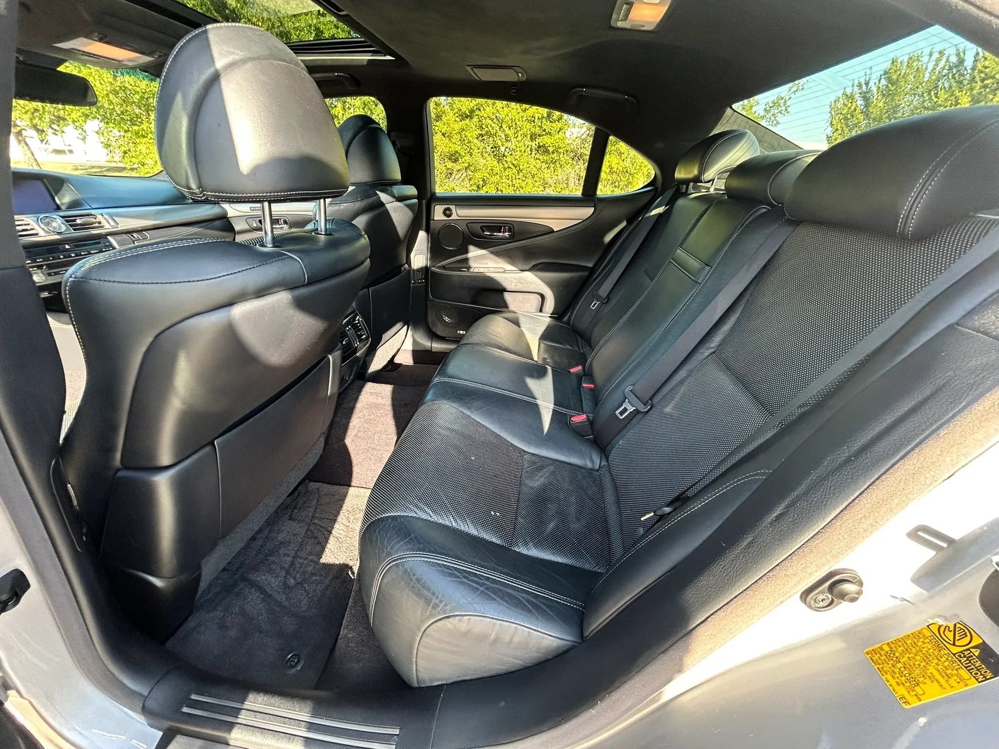 Used 2013 Lexus LS 460 w/ F-Sport Pkg RWD image 13