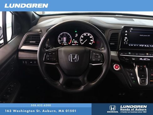 Used 2025 Honda Odyssey Sport-L image 19