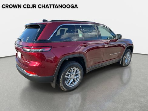 New 2025 Jeep Grand Cherokee Laredo X w/ Luxury Tech Group I image 4