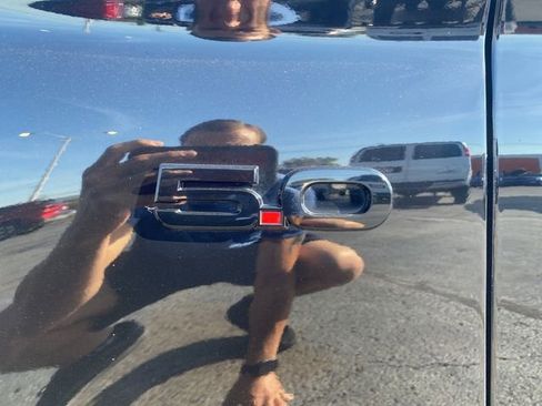 Used 2018 Ford Mustang GT w/ Black Accent Pkg image 19