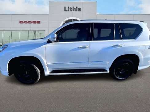 Used 2019 Lexus GX 460 Premium image 3