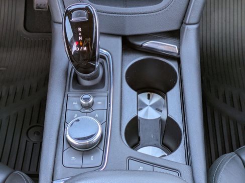 Used 2021 Cadillac XT5 Premium Luxury image 18