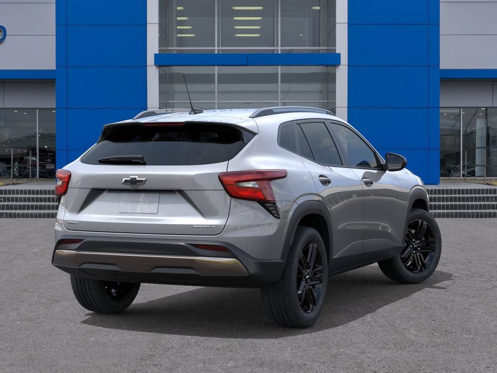 New 2026 Chevrolet Trax ACTIV w/ Sunroof Package FWD image 4