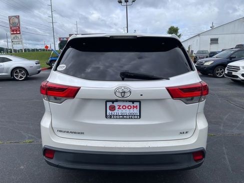 Used 2017 Toyota Highlander XLE FWD image 7