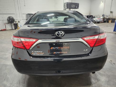 Used 2015 Toyota Camry LE FWD image 14