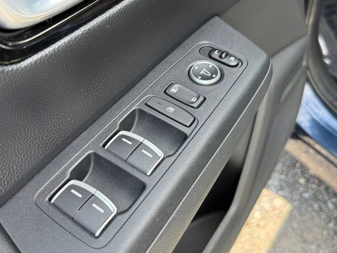 Used 2023 Honda CR-V EX-L image 14
