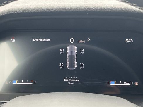 New 2025 Jeep Grand Cherokee Altitude image 15