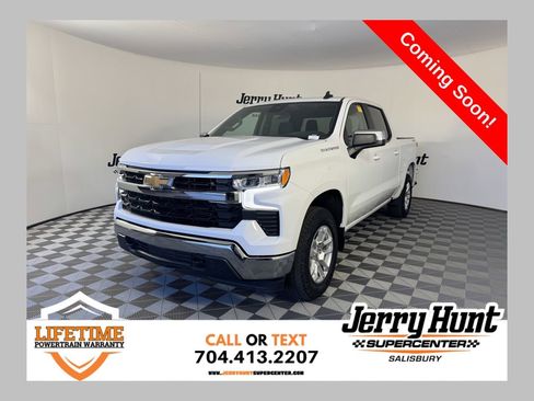 Used 2023 Chevrolet Silverado 1500 LT image 1