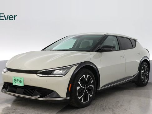 Used 2022 Kia EV6 Wind AWD/4WD image 2