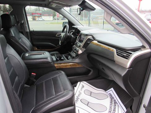 Used 2017 GMC Yukon Denali w/ Open Road Package image 8