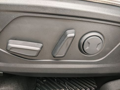 New 2025 Hyundai Tucson Limited image 18