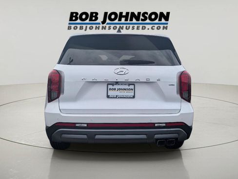 Used 2024 Hyundai Palisade SEL AWD/4WD image 3