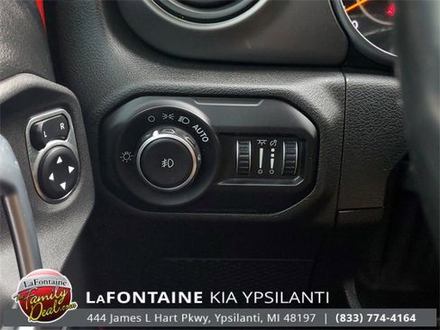 Used 2021 Jeep Wrangler Unlimited Sport image 16